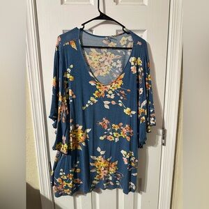 CATO FLORAL TOP